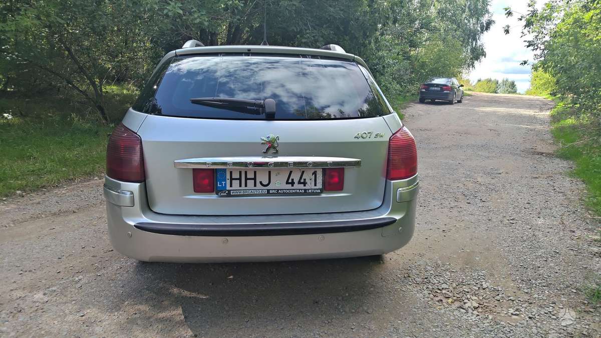 Peugeot 407 2008 — photo 11