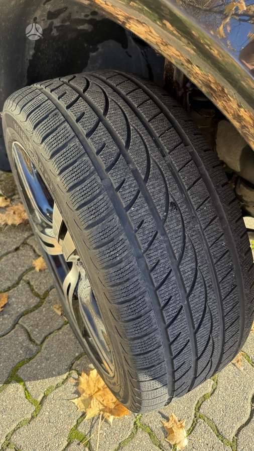 Volkswagen Touareg 2006 — photo 9