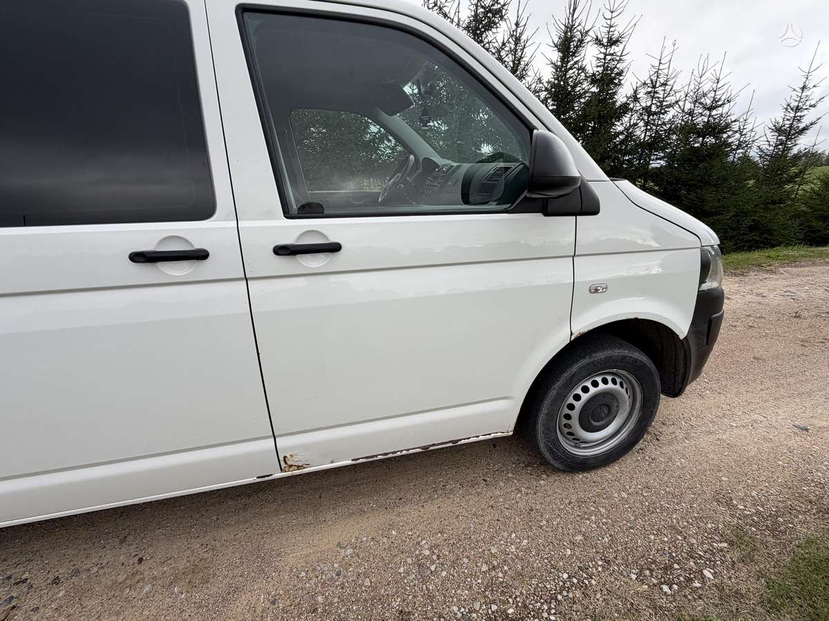 Volkswagen Transporter 2014 — photo 10