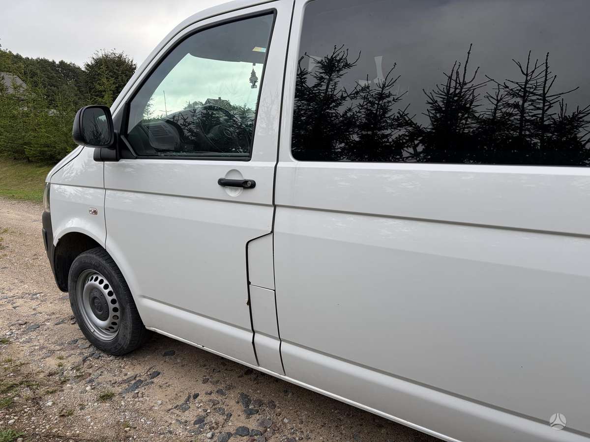 Volkswagen Transporter 2014 — photo 13