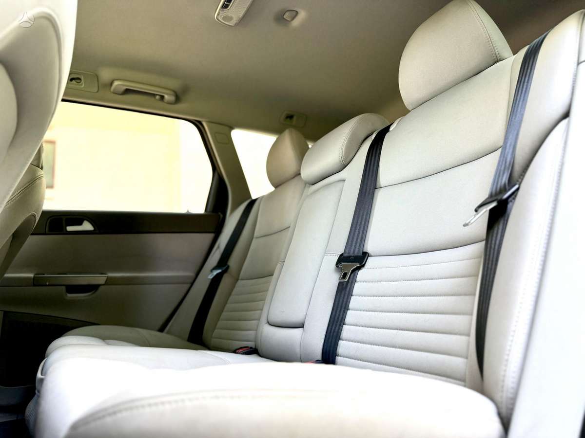 Volvo V50 2008 — photo 20