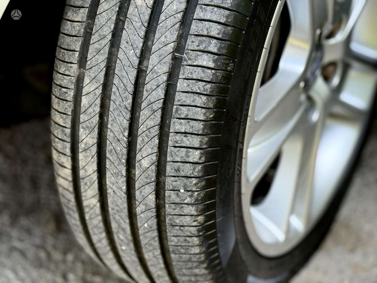Volvo V50 2008 — photo 8