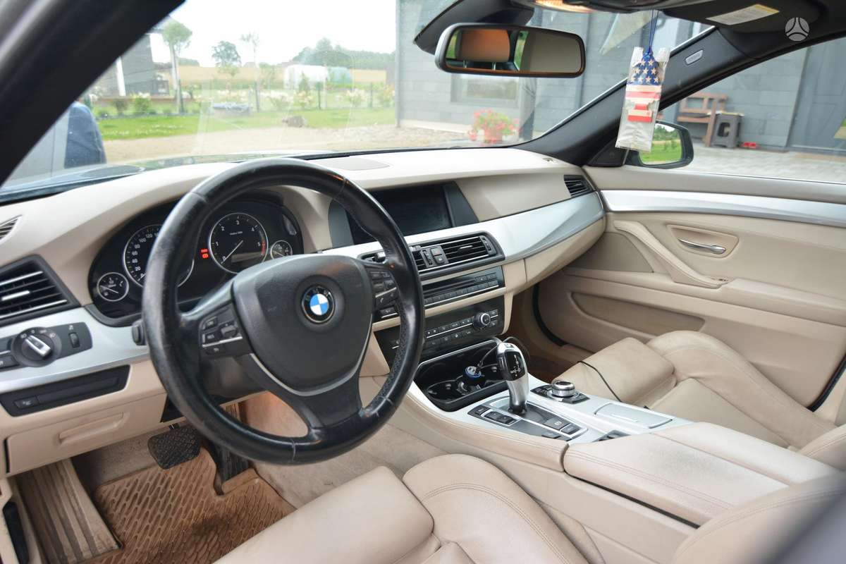BMW 520 2011 — photo 7