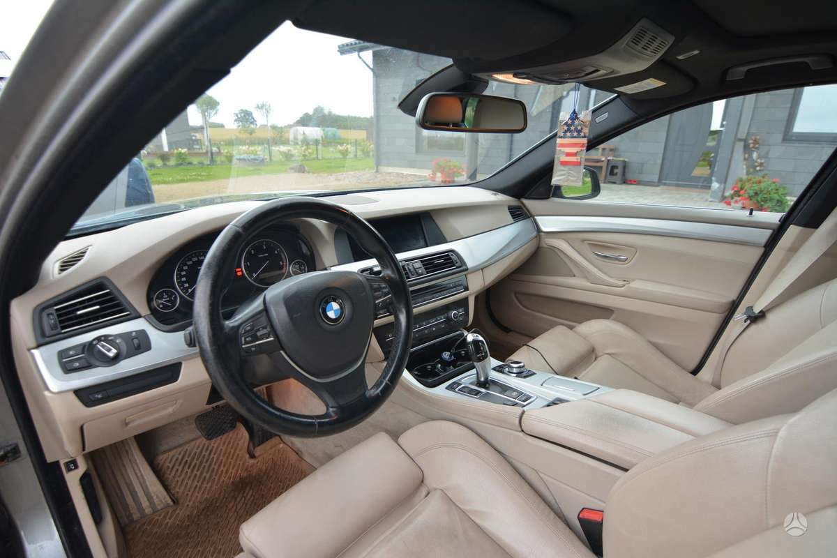BMW 520 2011 — photo 8