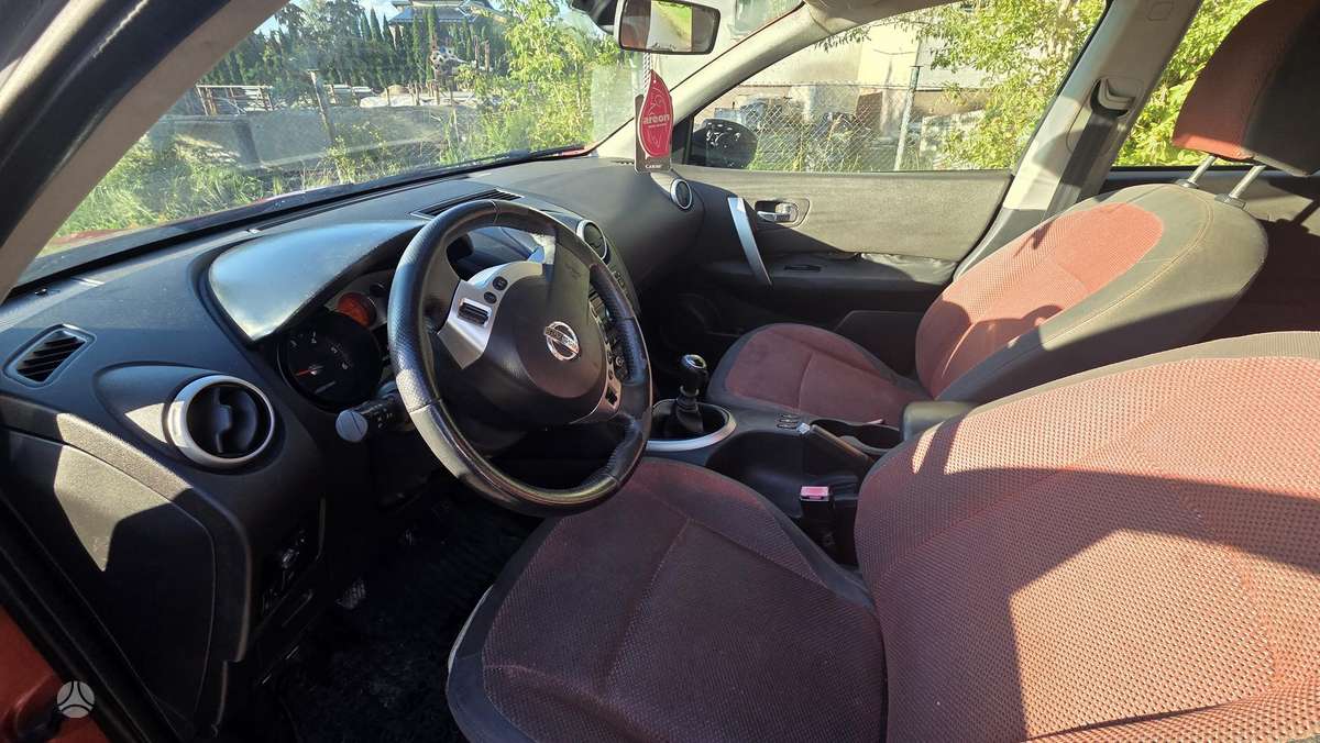 Nissan Qashqai 2008 — engine 1461 cm³, 106 HP (78kW)