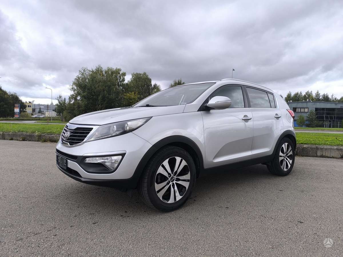 Kia Sportage 2013 — вигляд ззаду