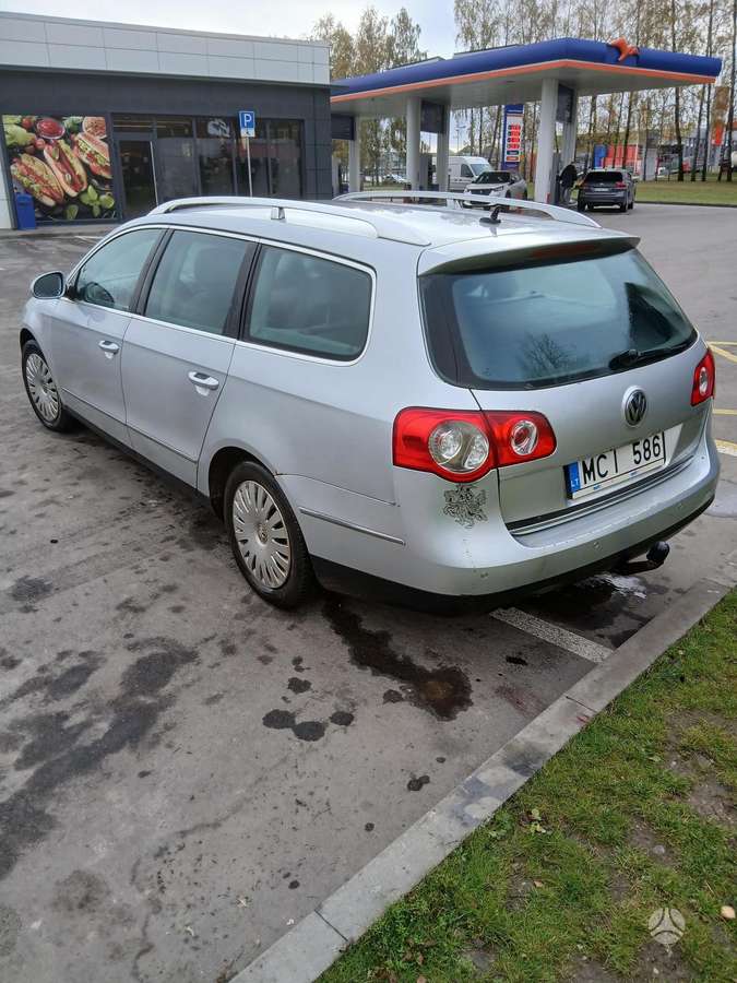 Volkswagen Passat 2006 — interior