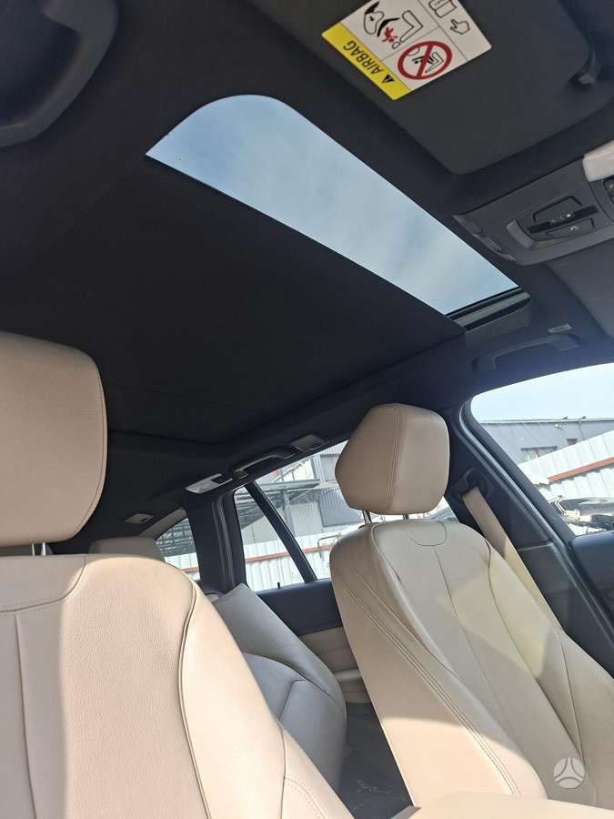 BMW 320 2014 — photo 13