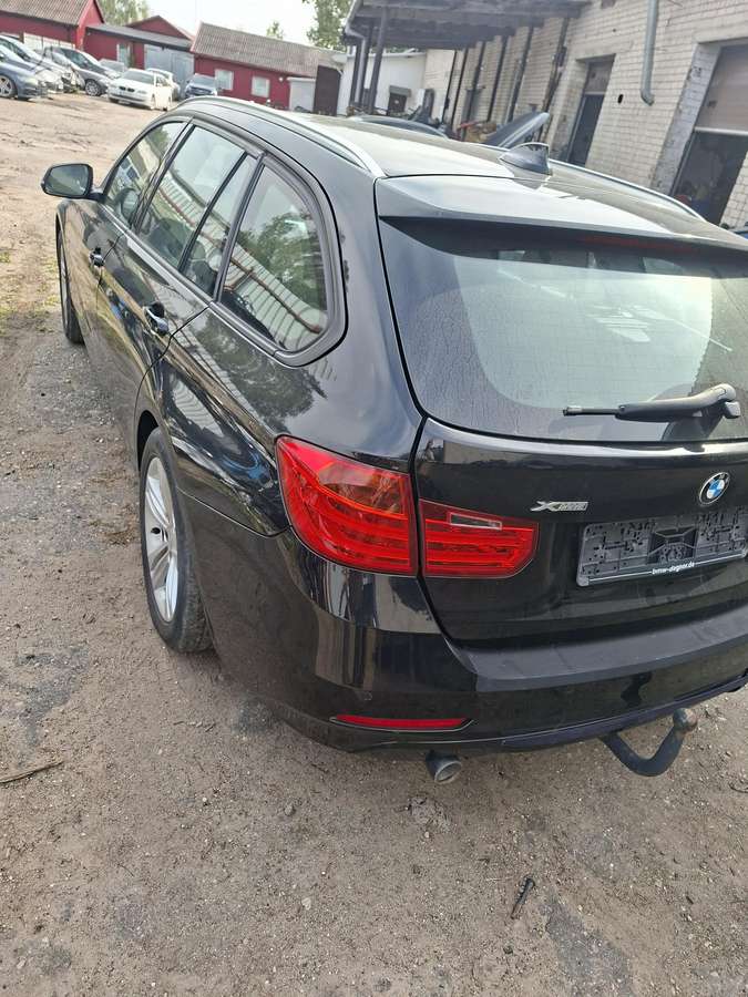 BMW 320 2014 — photo 5