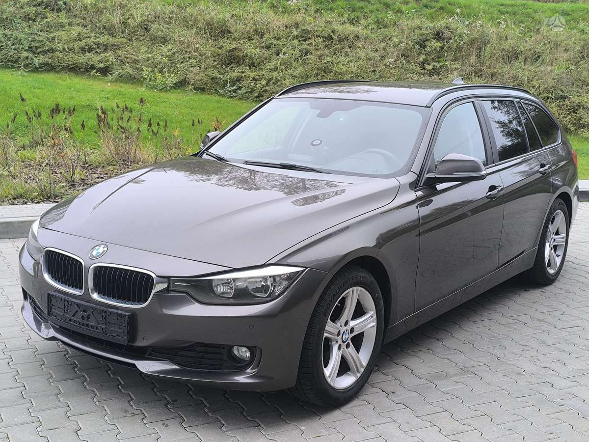 BMW 318, 2015