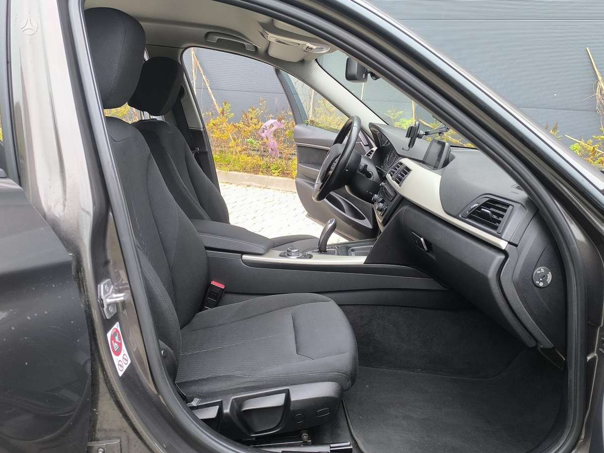 BMW 318 2015 — photo 6