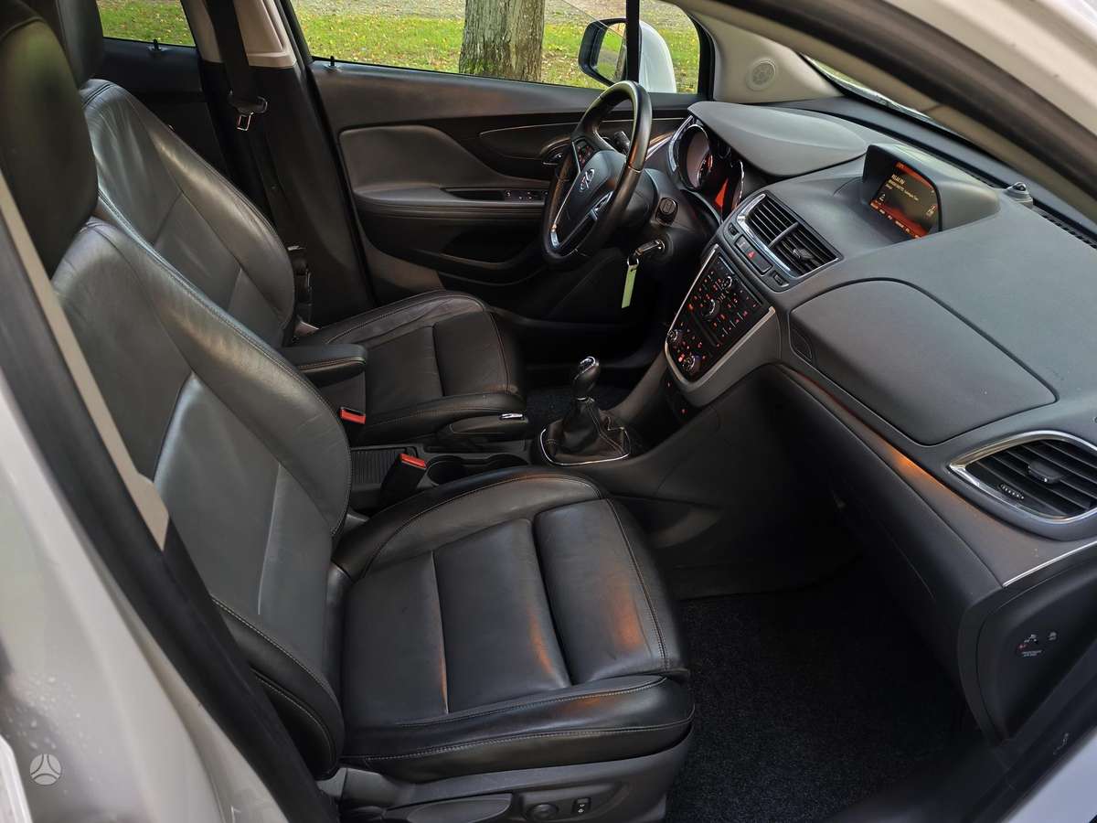 Opel Mokka 2015 — photo 11