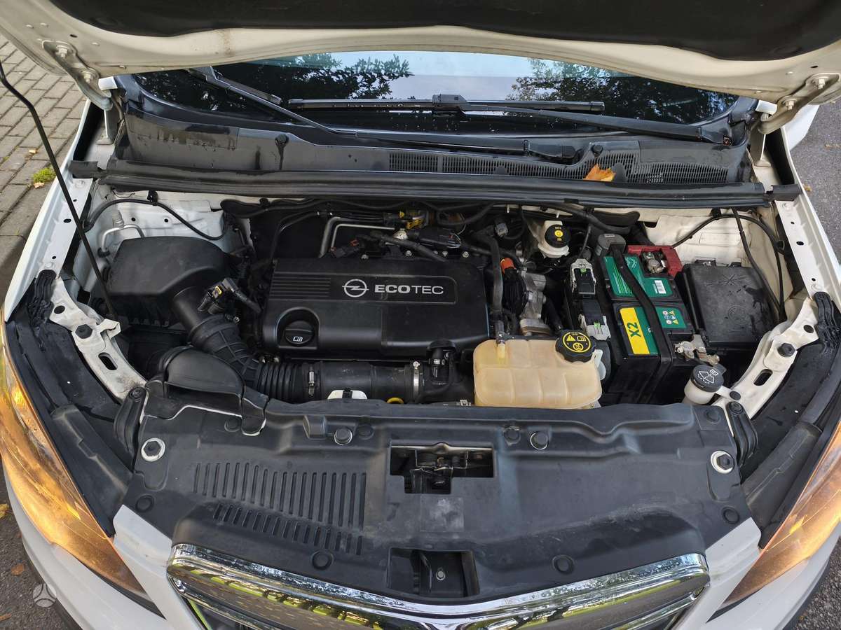 Opel Mokka 2015 — photo 13