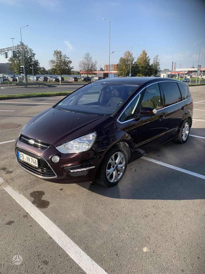 Ford S-MAX 2011 — photo 19