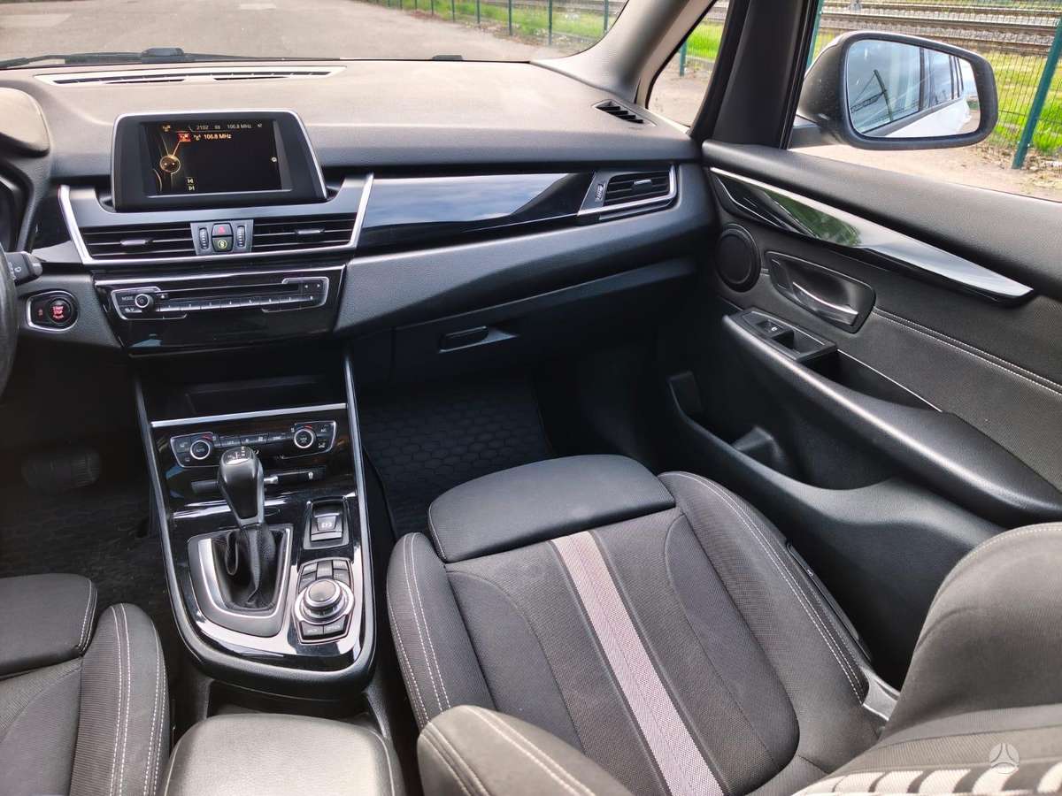 BMW 2 2015 — photo 11