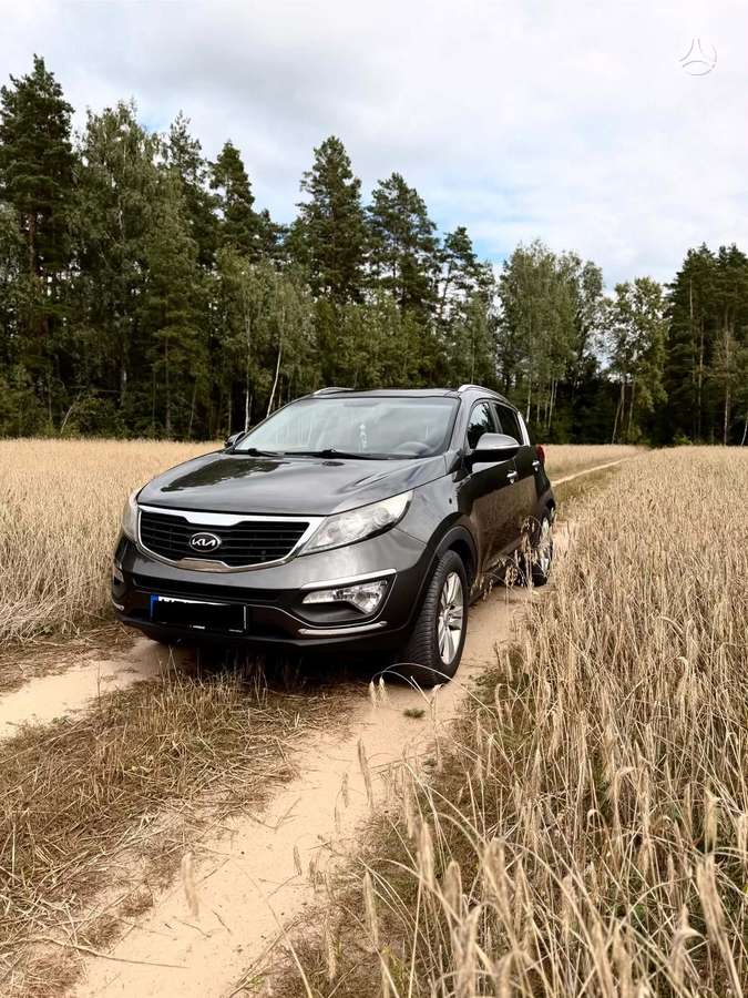 Kia Sportage 2011 — interior