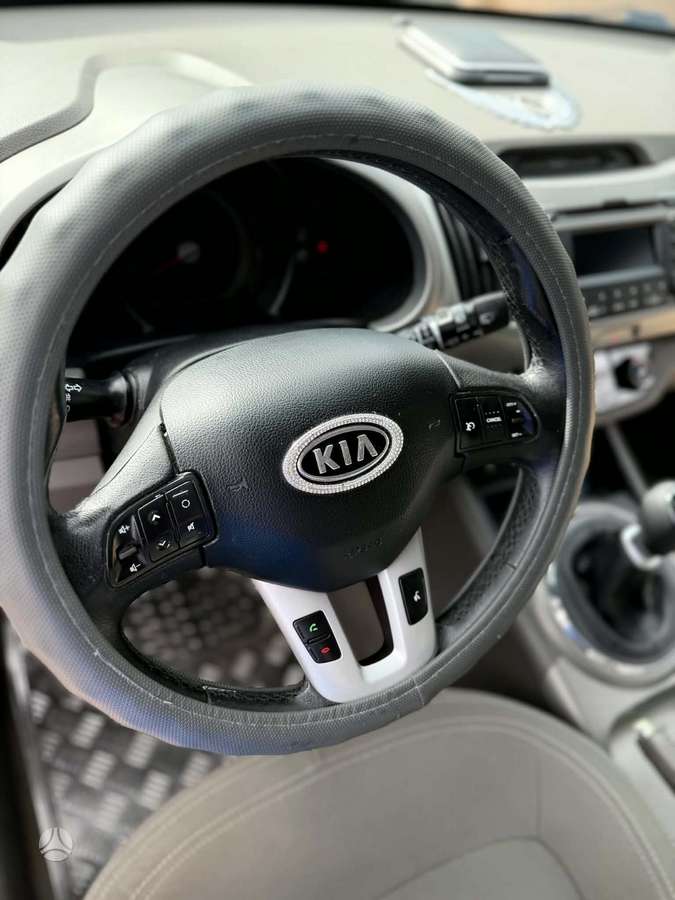 Kia Sportage 2011 — photo 5