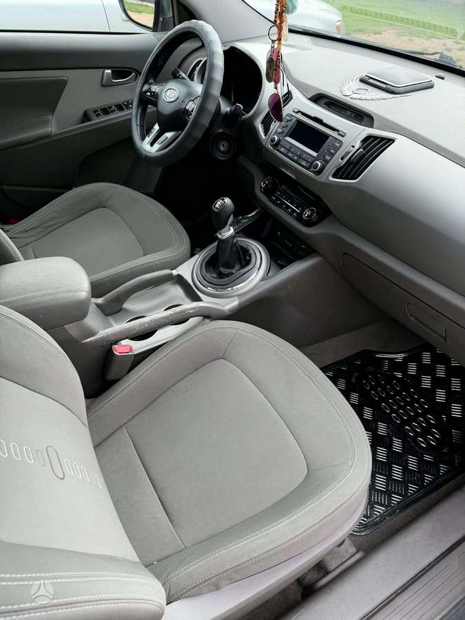 Kia Sportage 2011 — photo 6