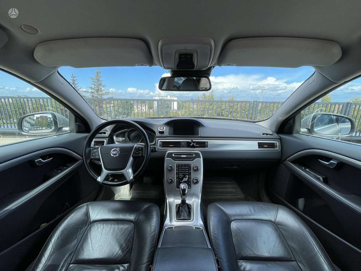 Volvo V70 2014 — photo 10
