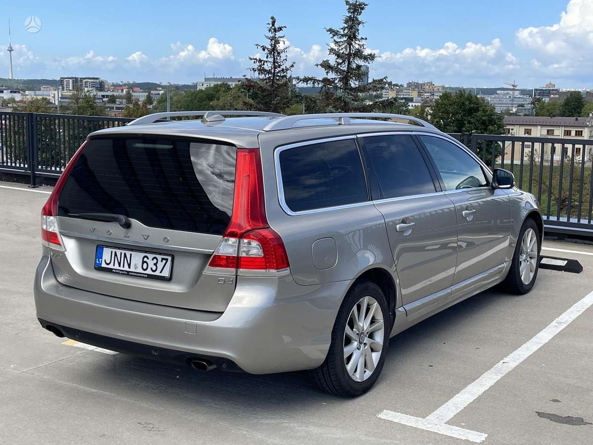 Volvo V70 2014 — photo 6