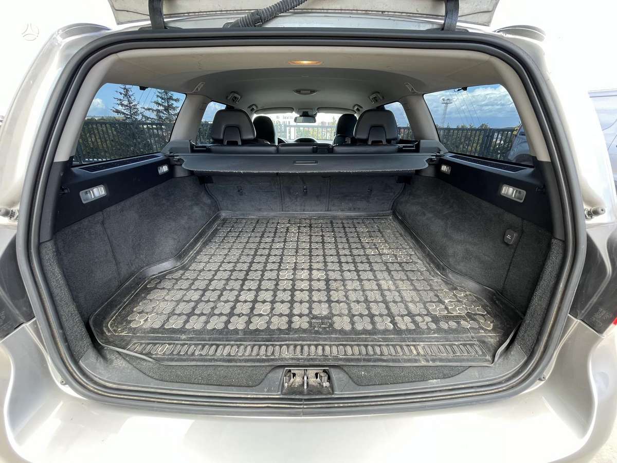 Volvo V70 2014 — photo 7