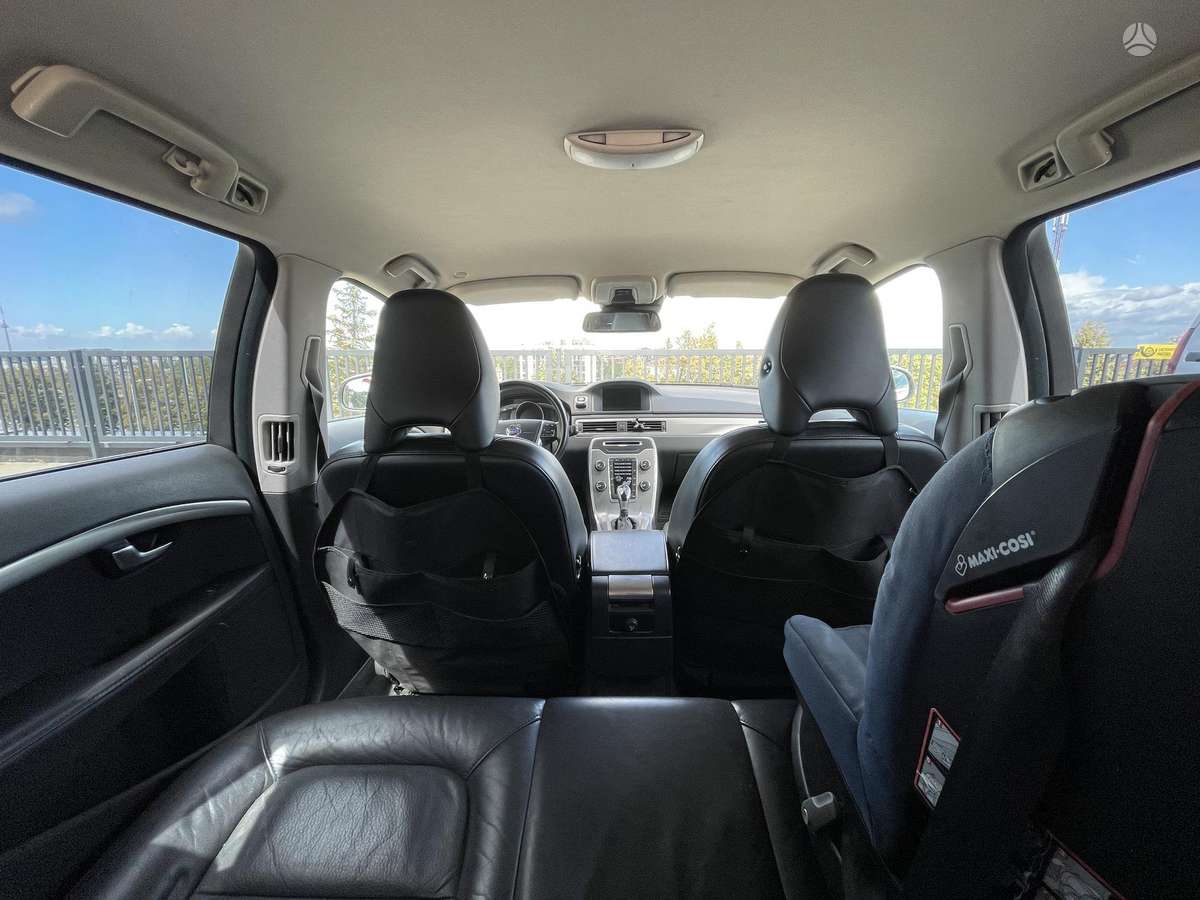 Volvo V70 2014 — photo 8