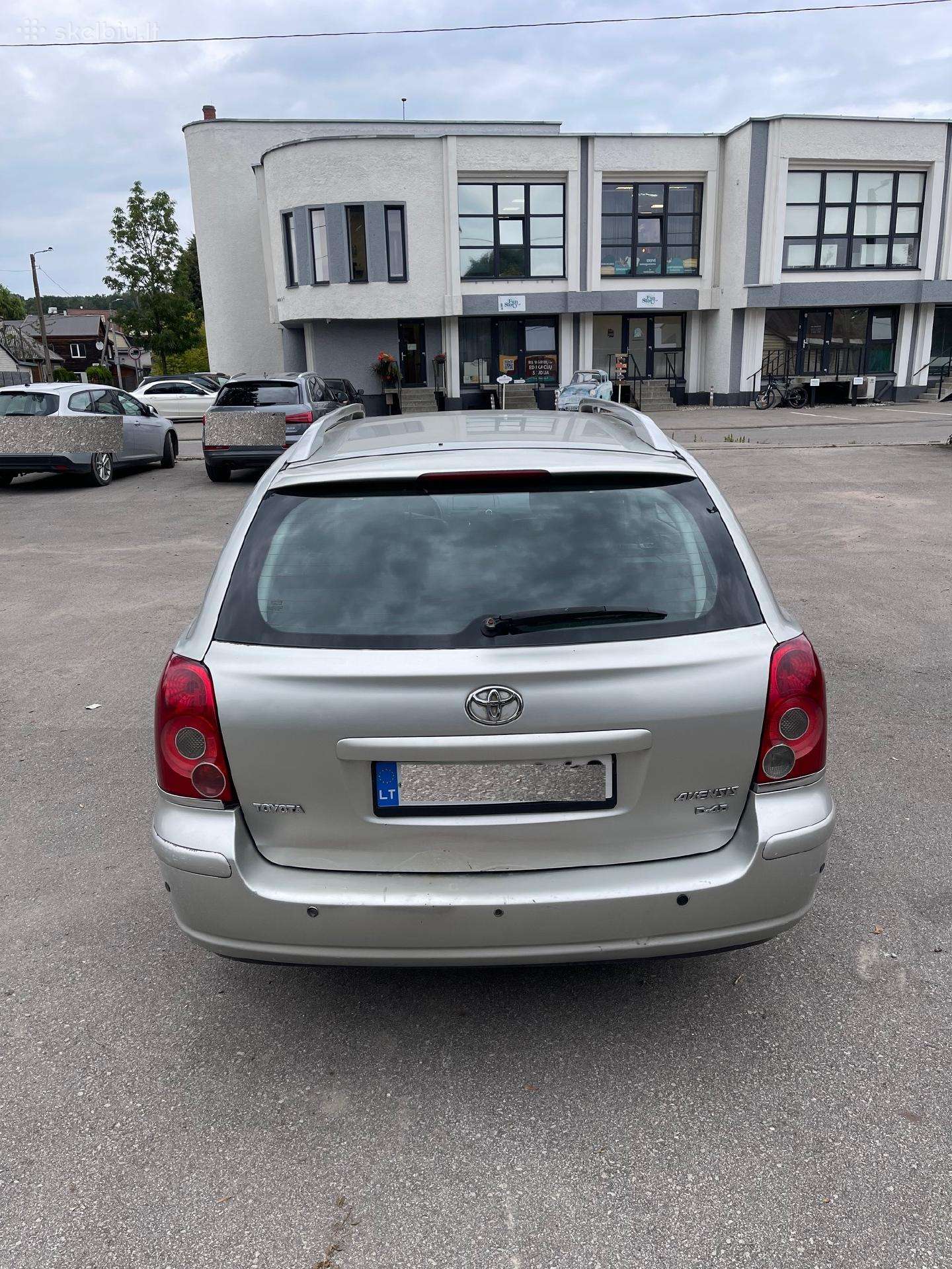 Toyota Avensis 2006 — engine 2000 cm³, 126 HP (93kW)