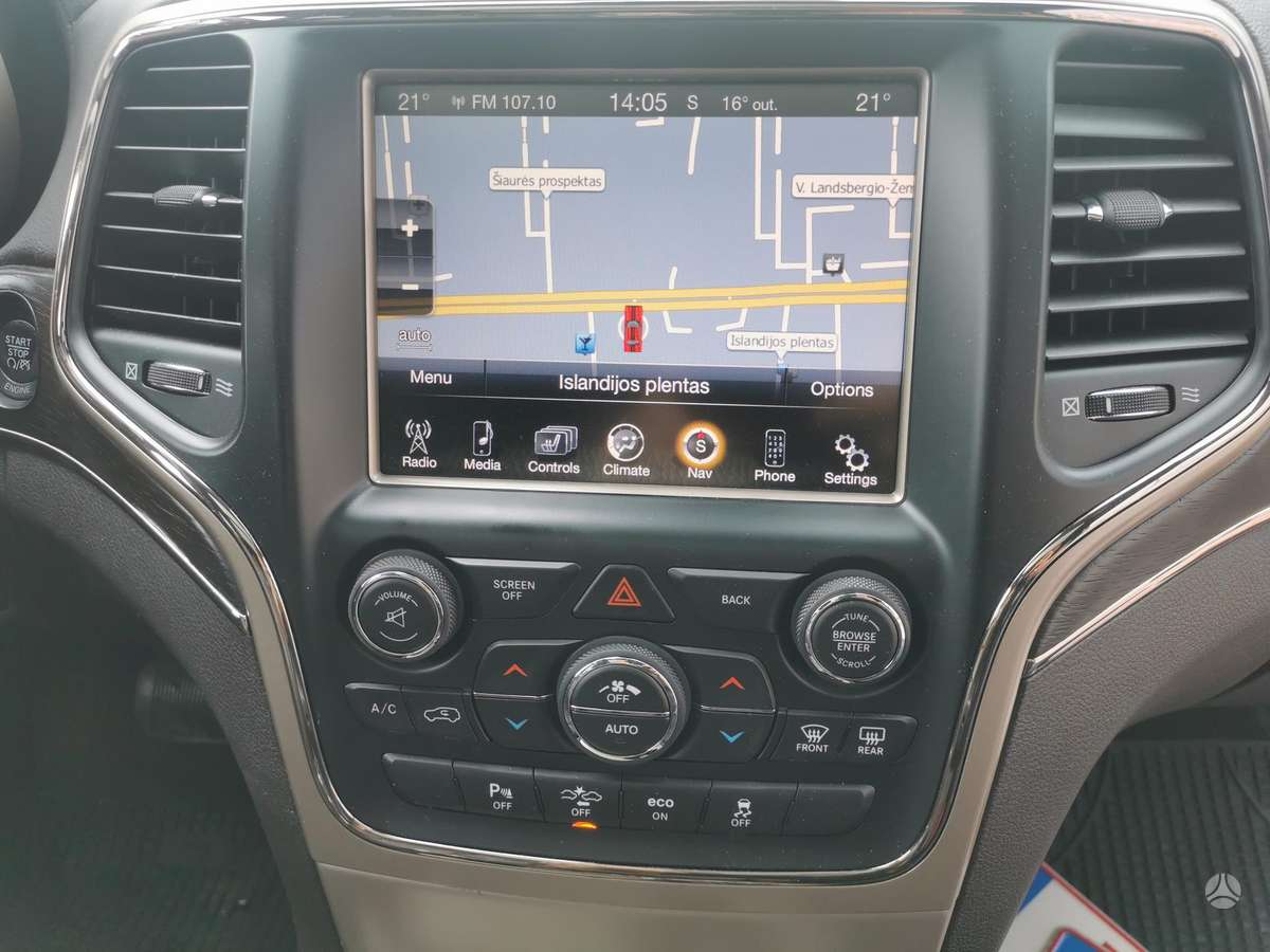Jeep Grand 2013 — photo 10