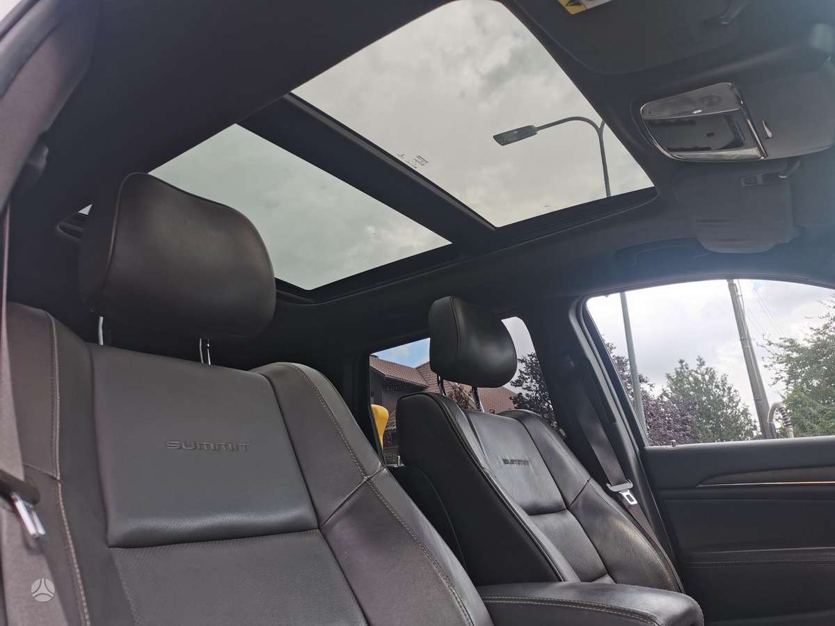 Jeep Grand 2013 — photo 14