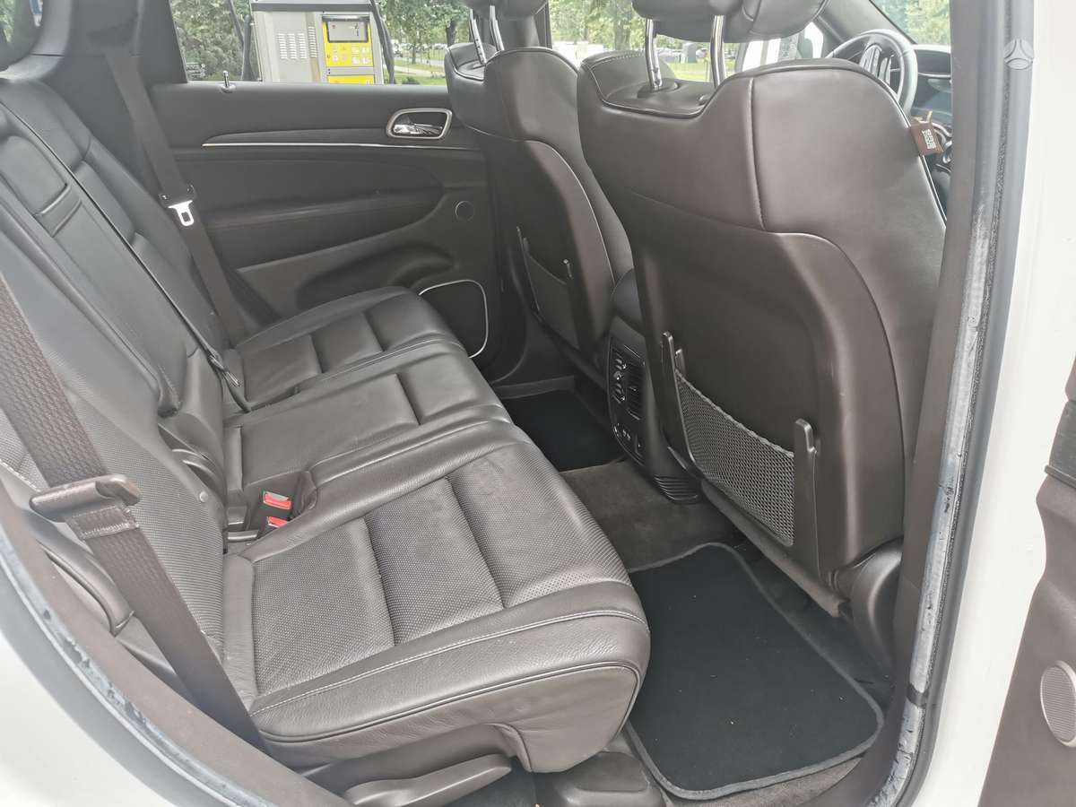 Jeep Grand 2013 — photo 8