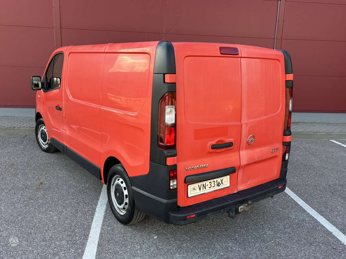 Opel Vivaro 2015 — photo 5