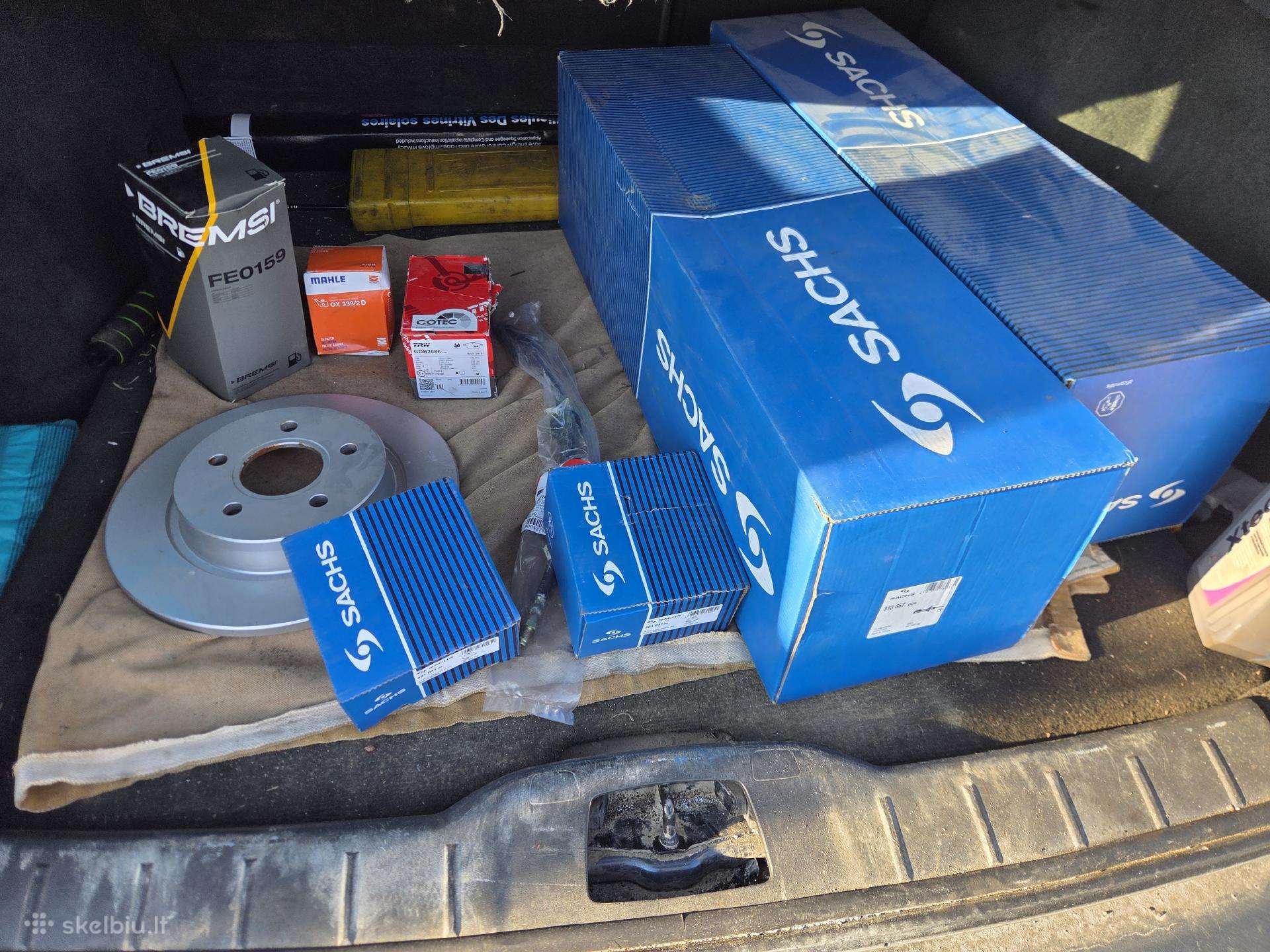 Volvo V50 2006 — photo 9