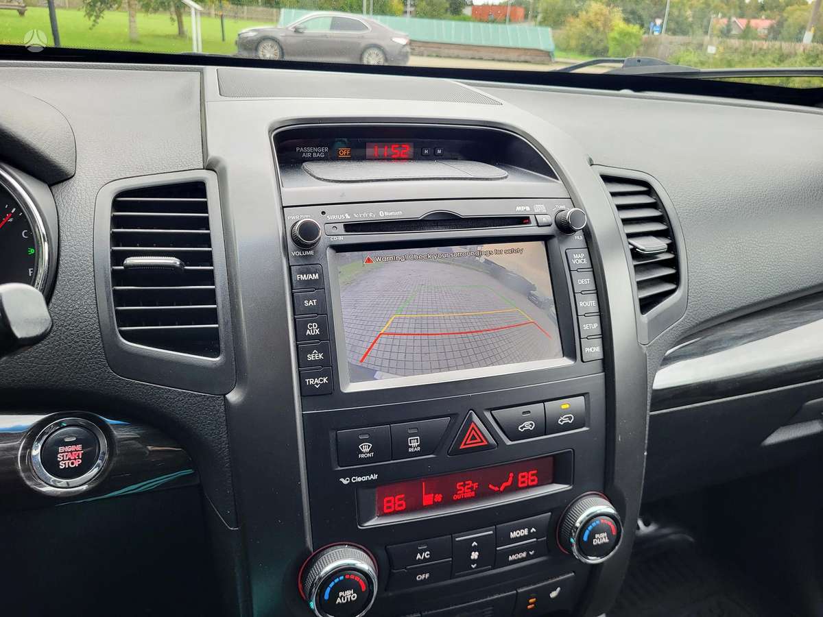 Kia Sorento 2012 — photo 25