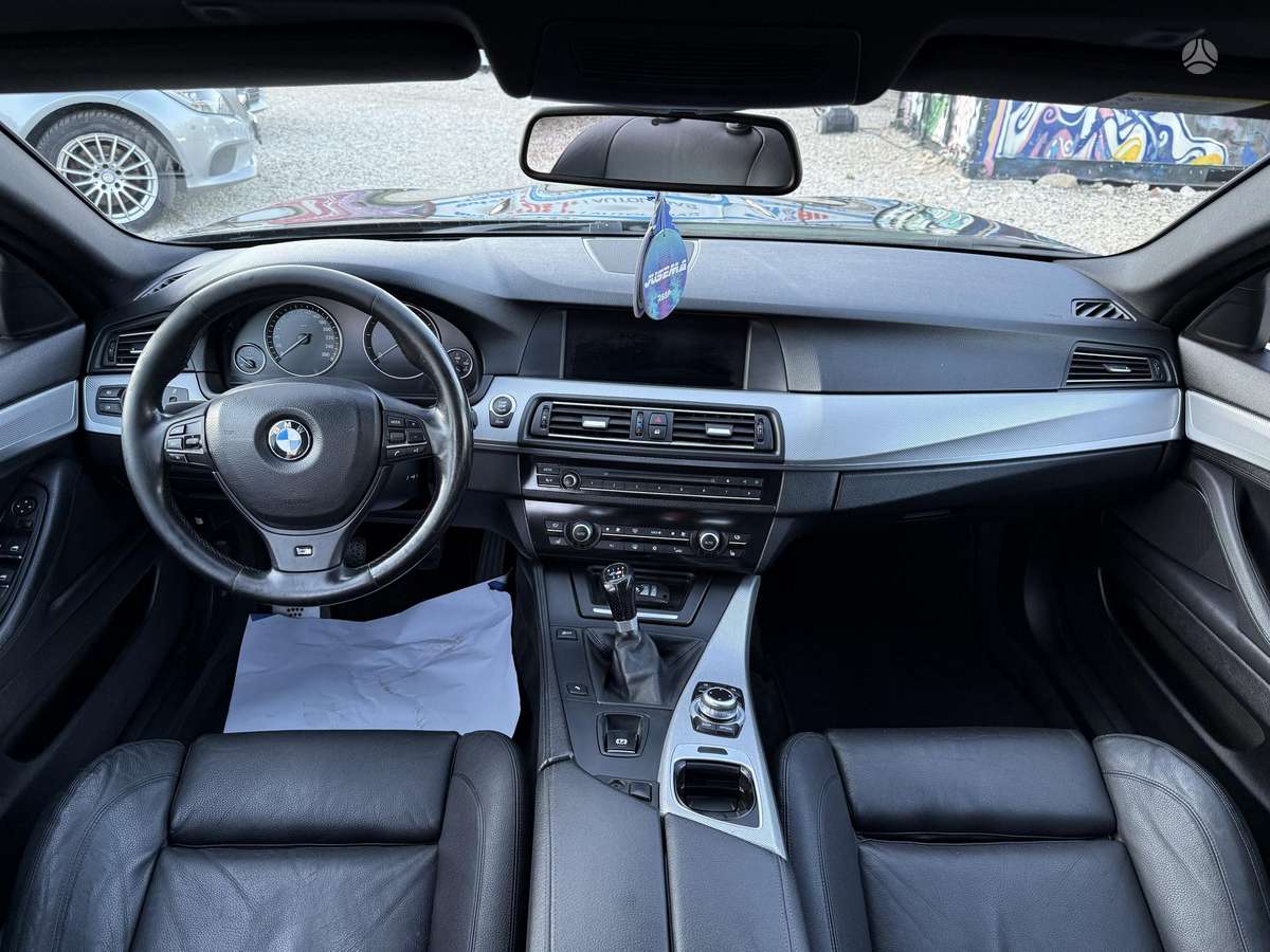 BMW 520 2011 — photo 5