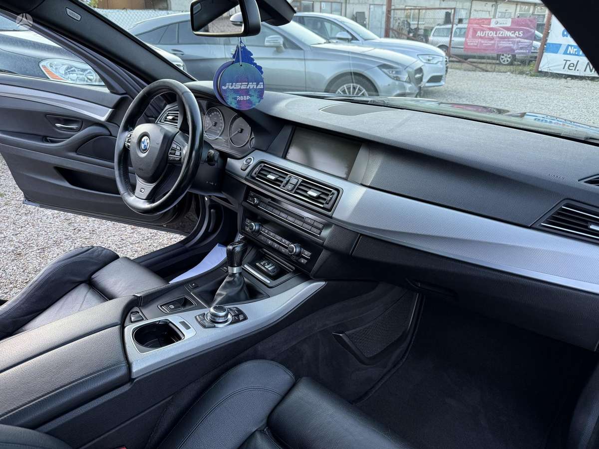 BMW 520 2011 — photo 7