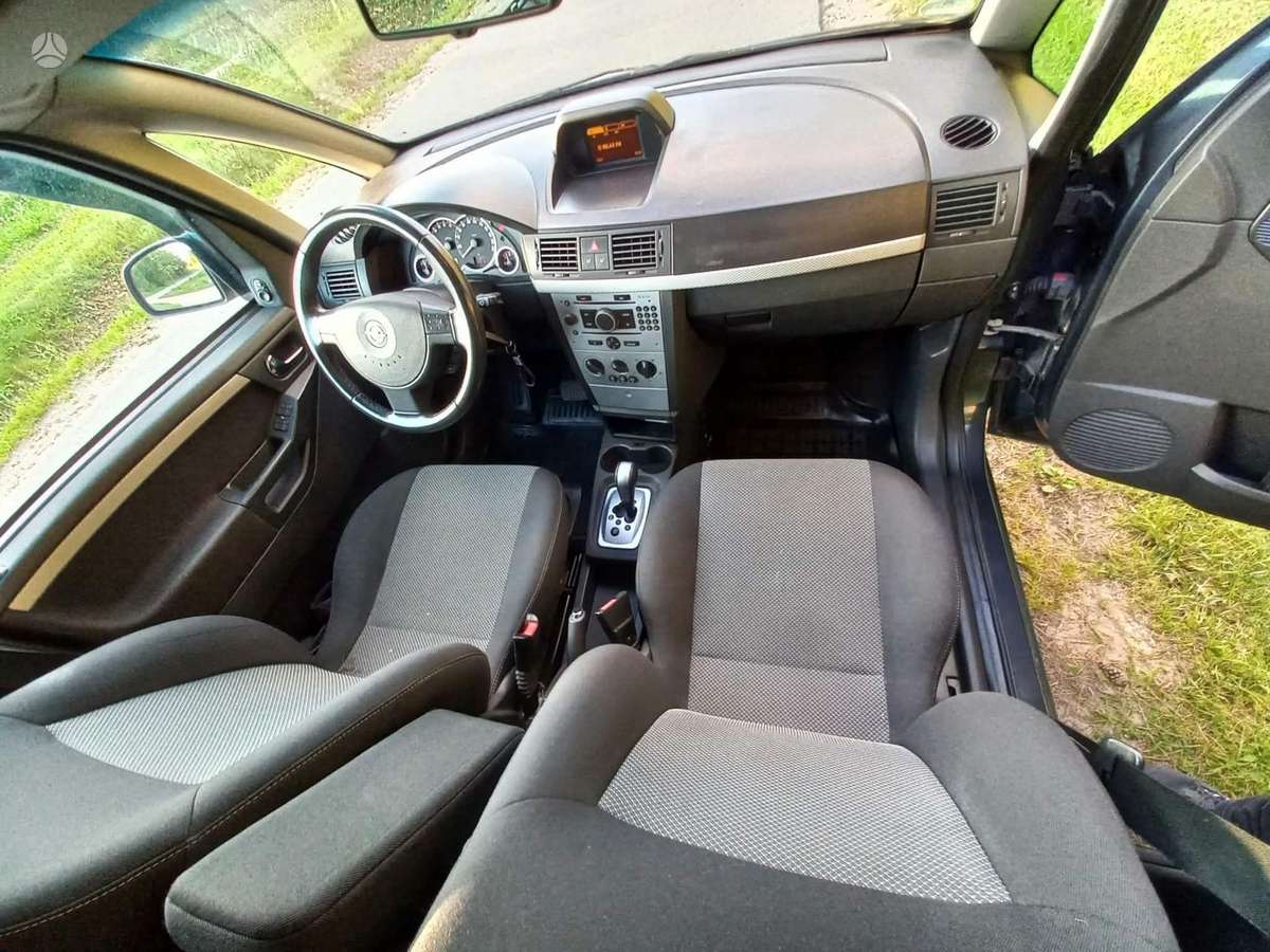 Opel Meriva 2009 — photo 17