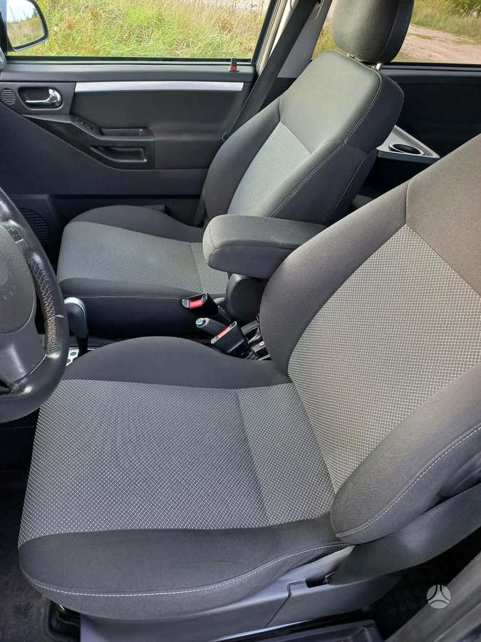 Opel Meriva 2009 — photo 19