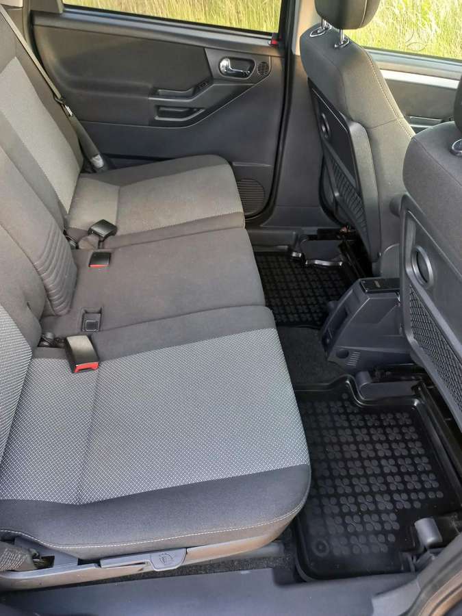 Opel Meriva 2009 — photo 20