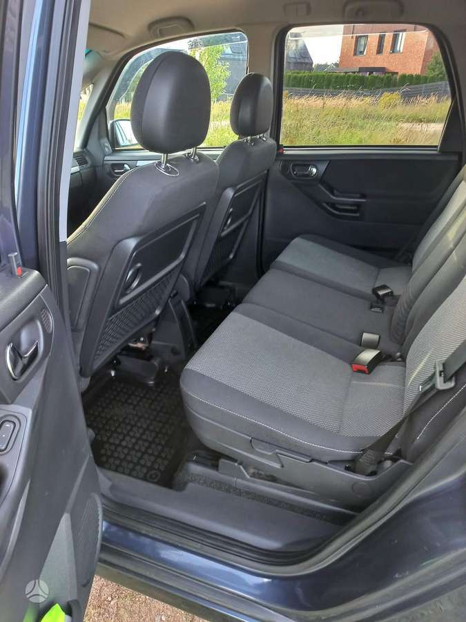Opel Meriva 2009 — photo 22