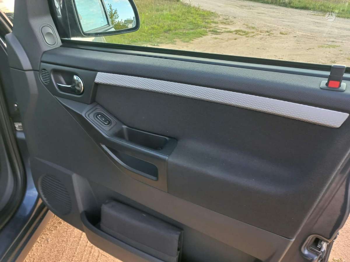 Opel Meriva 2009 — photo 30