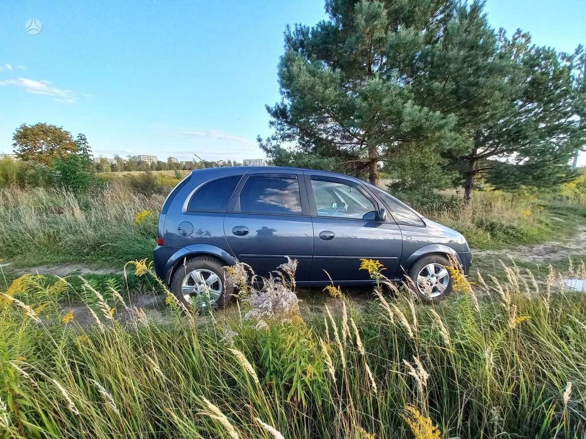 Opel Meriva 2009 — photo 37
