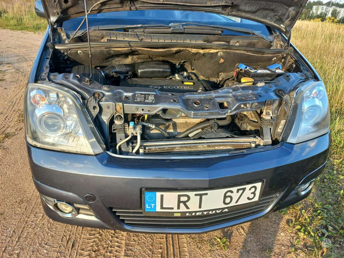 Opel Meriva 2009 — photo 40