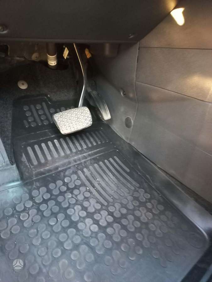 Opel Meriva 2009 — photo 41