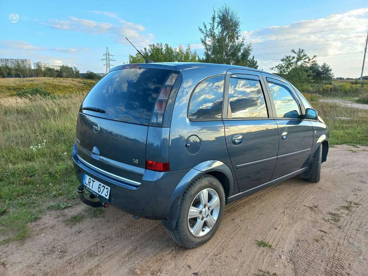 Opel Meriva 2009 — photo 44