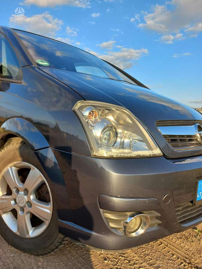 Opel Meriva 2009 — photo 47