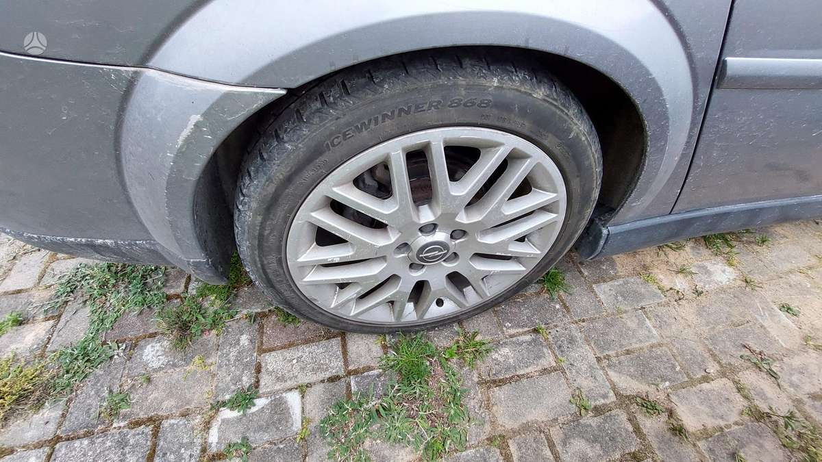 Opel Signum 2005 — двигун 2172 cm³, 125 HP (92kW)
