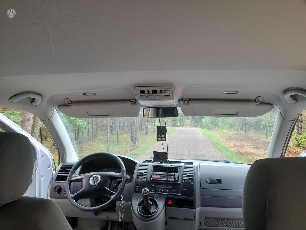 Volkswagen Caravelle 2007 — photo 10