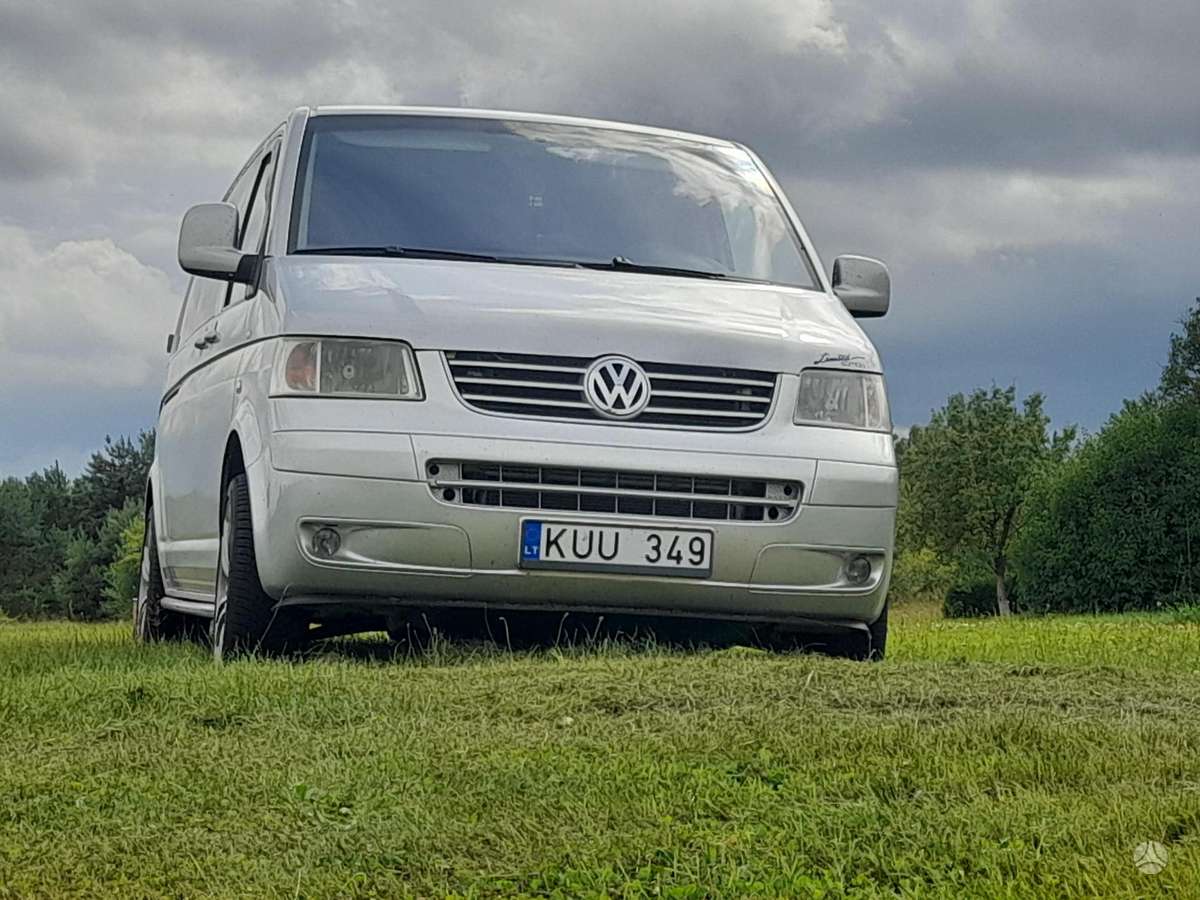 Volkswagen Caravelle 2007 — interior