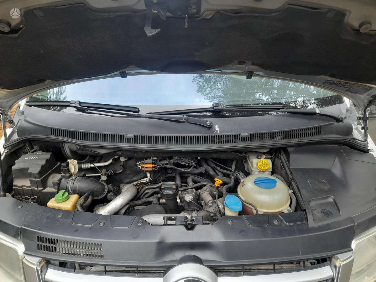 Volkswagen Caravelle 2007 — photo 7