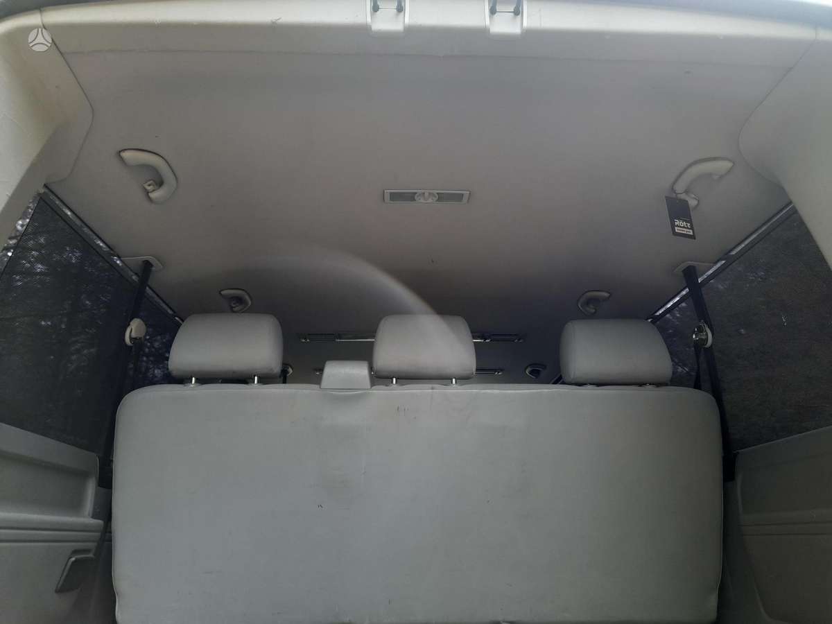 Volkswagen Caravelle 2007 — photo 8